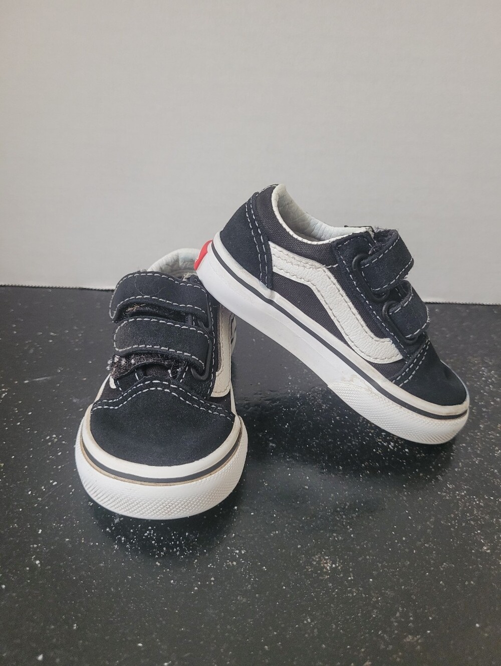 Kids Vans Old Skool V Black and White Velcro Sneakers
